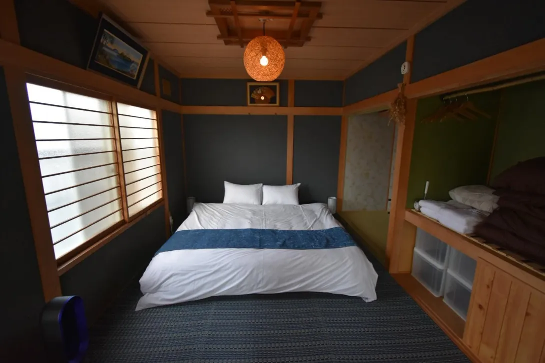 61220608-d8e9-4987-b875-1301fa04d490